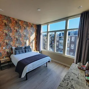 https://roomwest-amsterdam.amsterdamhotelsnl.com